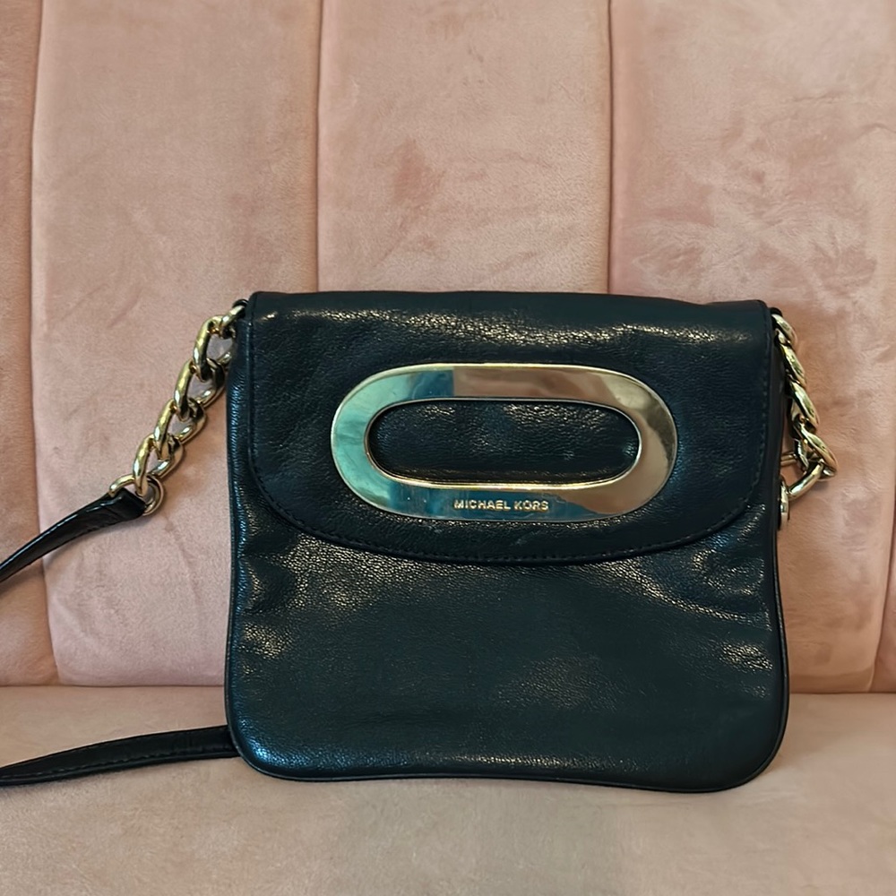 Michael kors crossbody bag